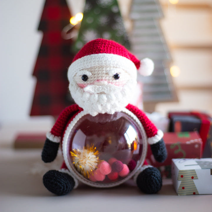 Amigurumi Crochet Santa Claus. Crochet Pattern in PDF