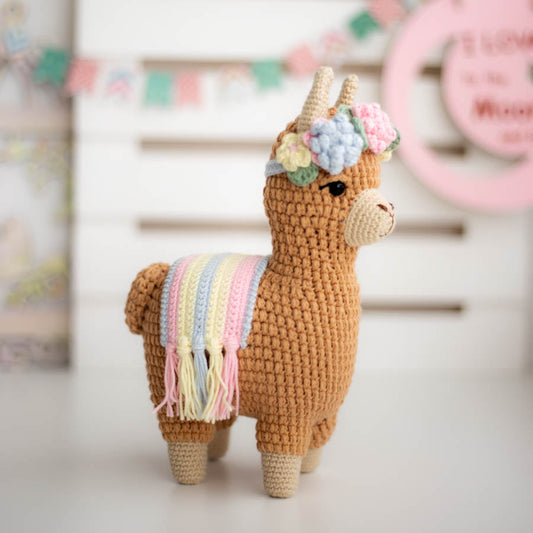 Amigurumi Crochet Llama. Crochet Pattern in PDF