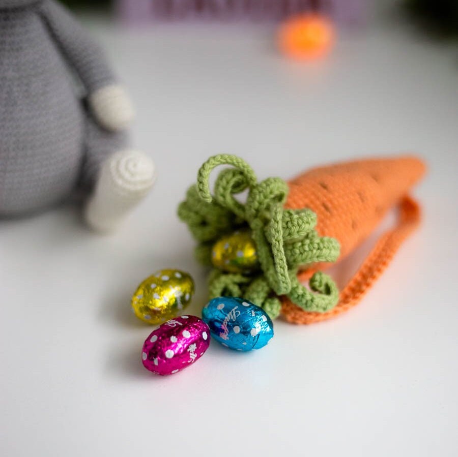 Amigurumi Crochet Easter Bunny with Carrot-Bag. Crochet Pattern in PDF