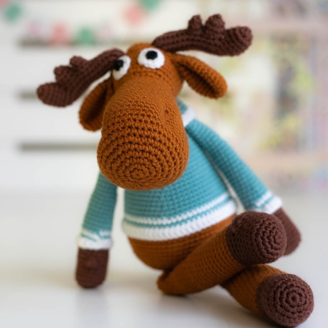 Amigurumi Crochet Moose. Crochet Pattern in PDF