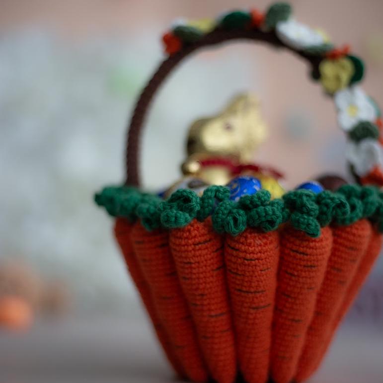 Amigurumi Crochet Easter Carrot Basket. Crochet Pattern in PDF