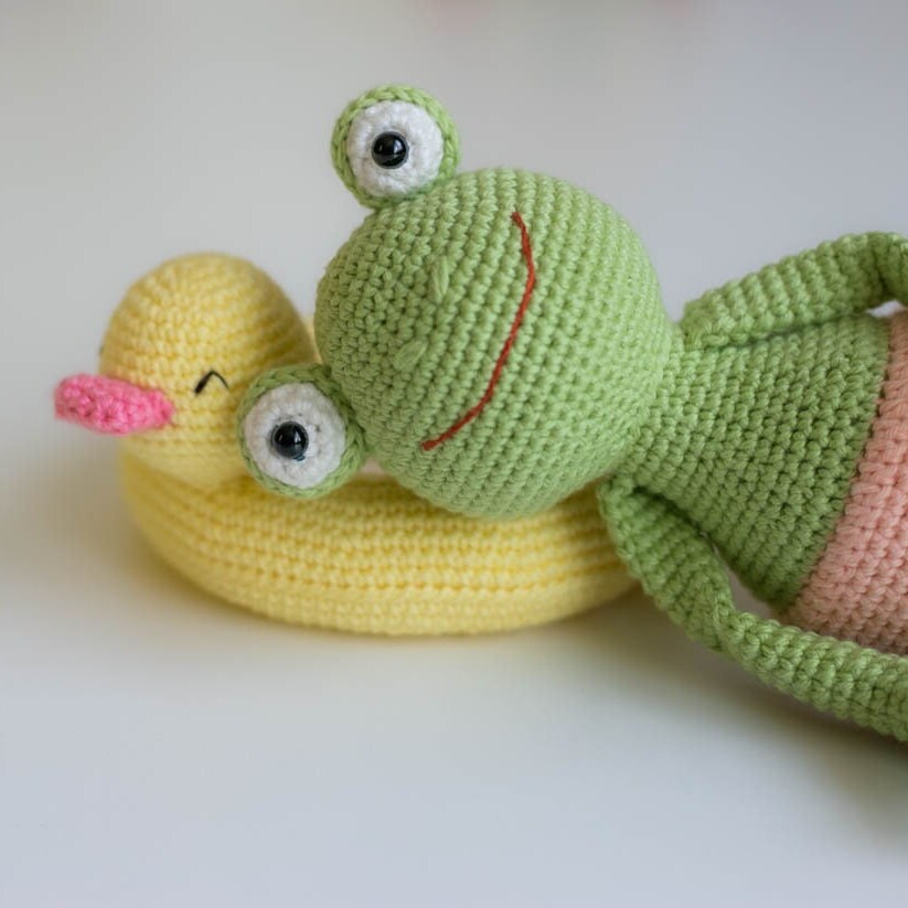 Amigurumi Crochet Frog. Crochet Pattern in PDF