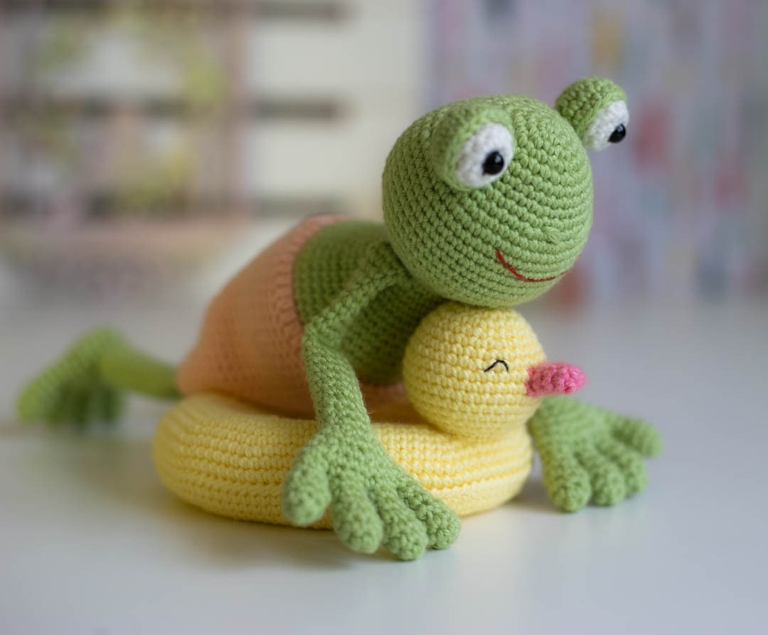 Amigurumi Crochet Frog. Crochet Pattern in PDF