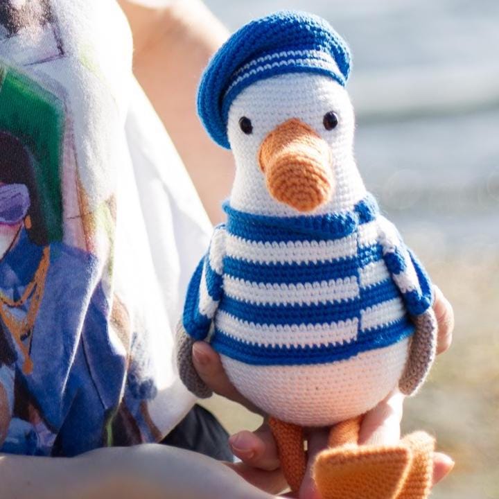 Amigurumi Crochet Seagull. Crochet Pattern in PDF