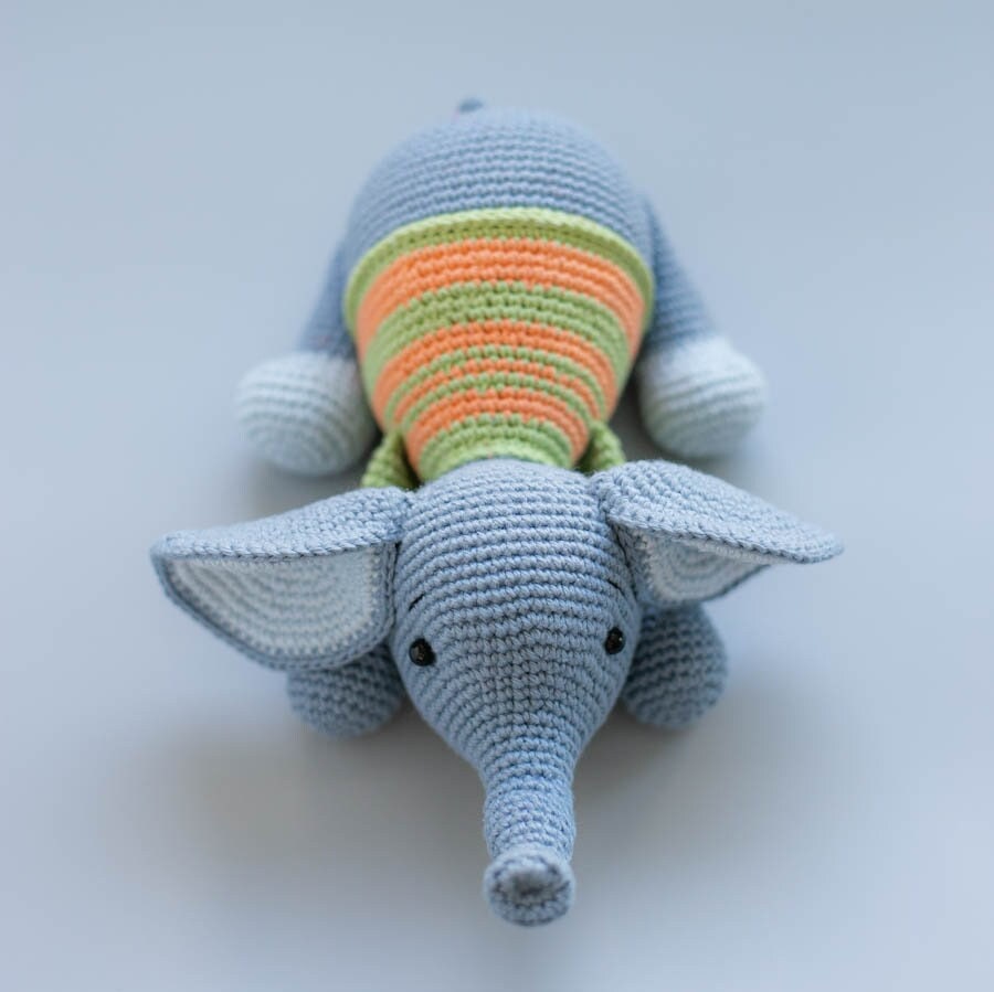 Amigurumi Croche Elephant. Crochet Pattern in PDF