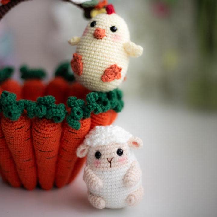 Amigurumi Crochet Easter Basket with Bunny, Sheep & Chicken. Crochet Pattern in PDF