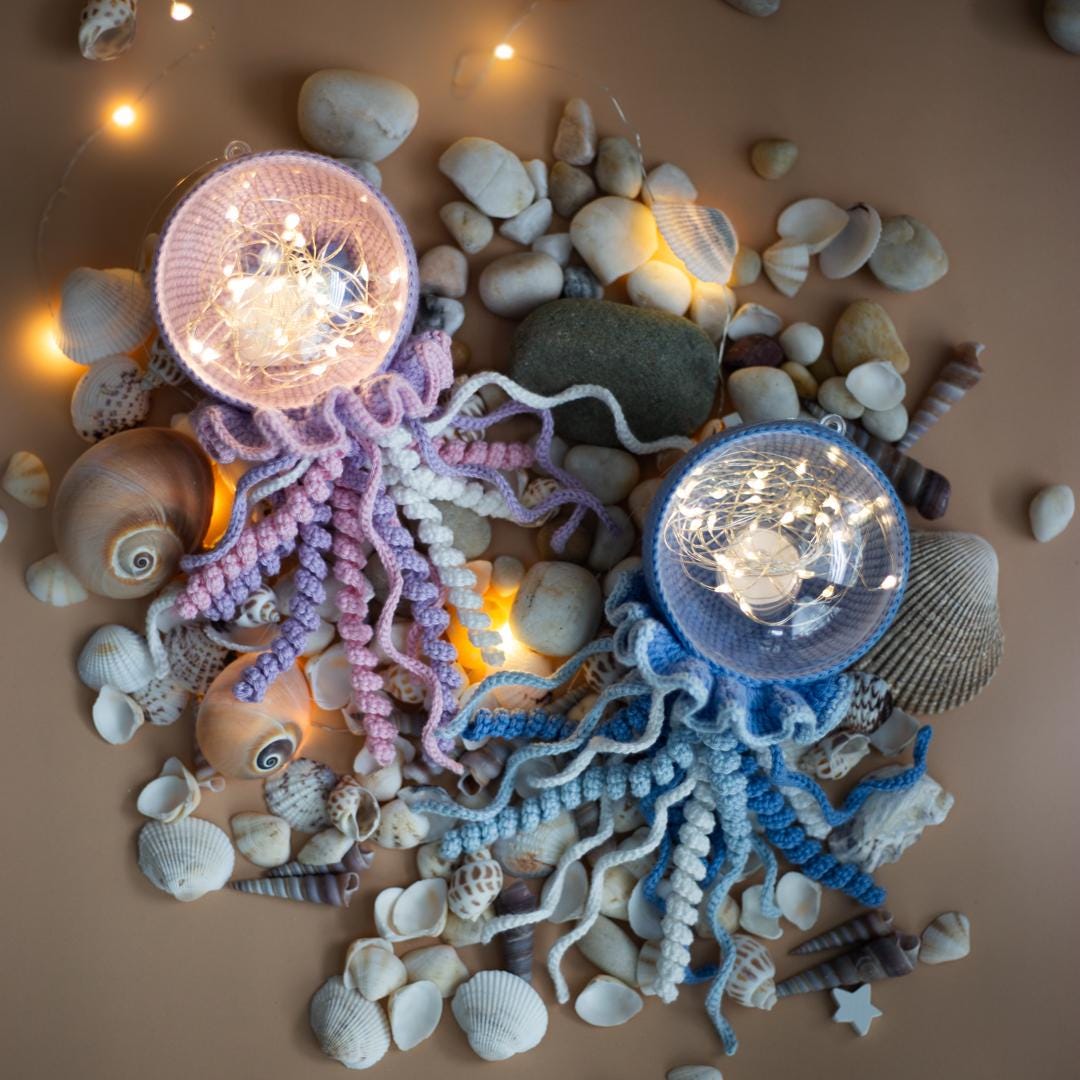 Amigurumi Crochet Jellyfish. Crochet Night Light. Crochet Pattern in PDF