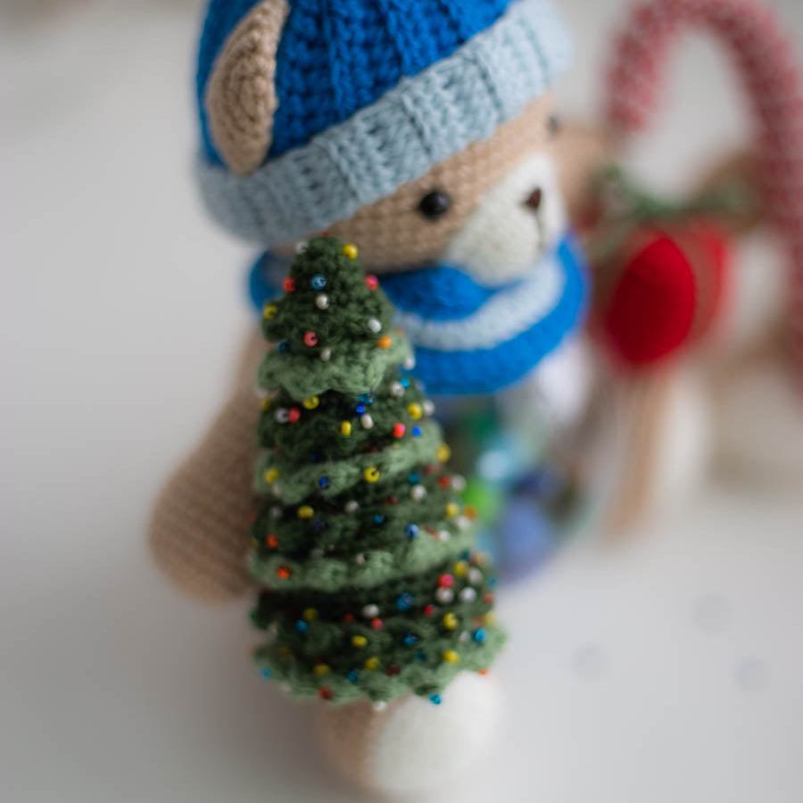 Amigurumi Crochet Christmas bear. Crochet Patteren in PDF