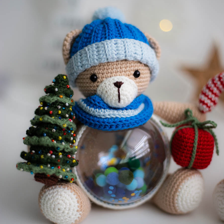 Amigurumi Crochet Christmas bear. Crochet Patteren in PDF