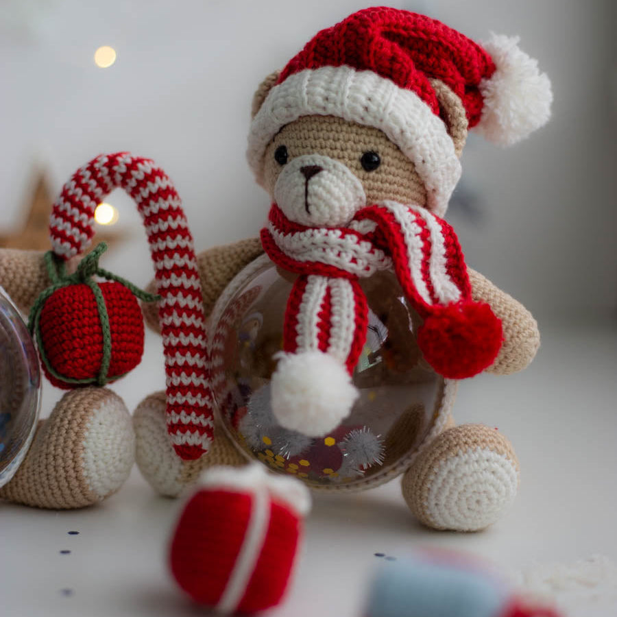 Amigurumi Crochet Christmas bear. Crochet Patteren in PDF
