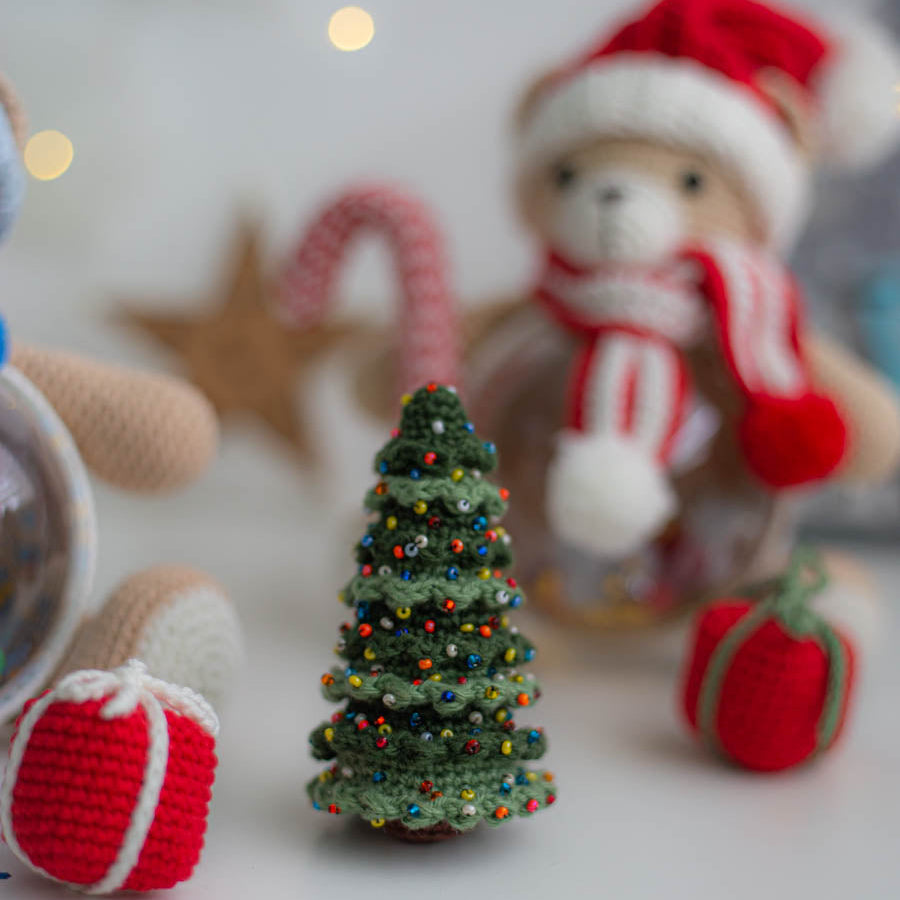 Amigurumi Crochet Christmas bear. Crochet Patteren in PDF