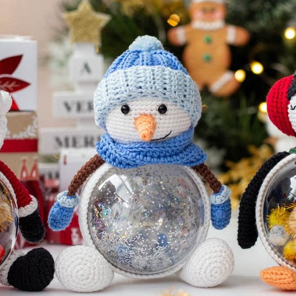 Amigurumi Crochet Snowman. Crochet Pattern in PDF