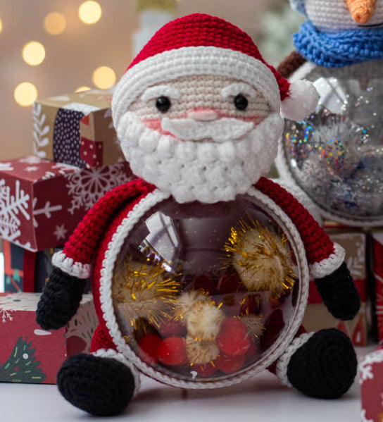 Amigurumi Crochet Santa Claus. Crochet Pattern in PDF