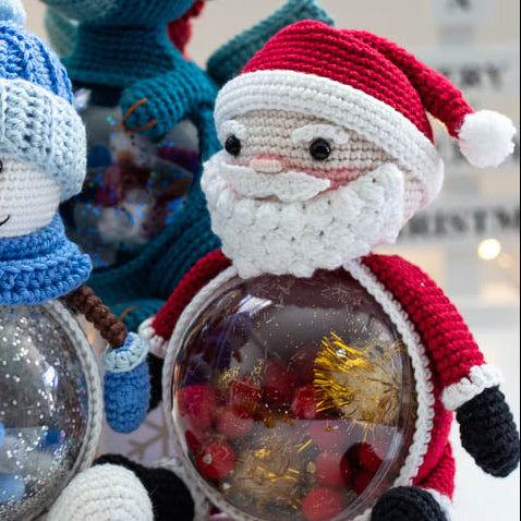 Amigurumi Crochet Santa Claus. Crochet Pattern in PDF