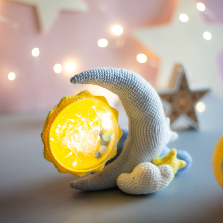 Crochet pattern night light Moon and Sun. Original crochet home decor.