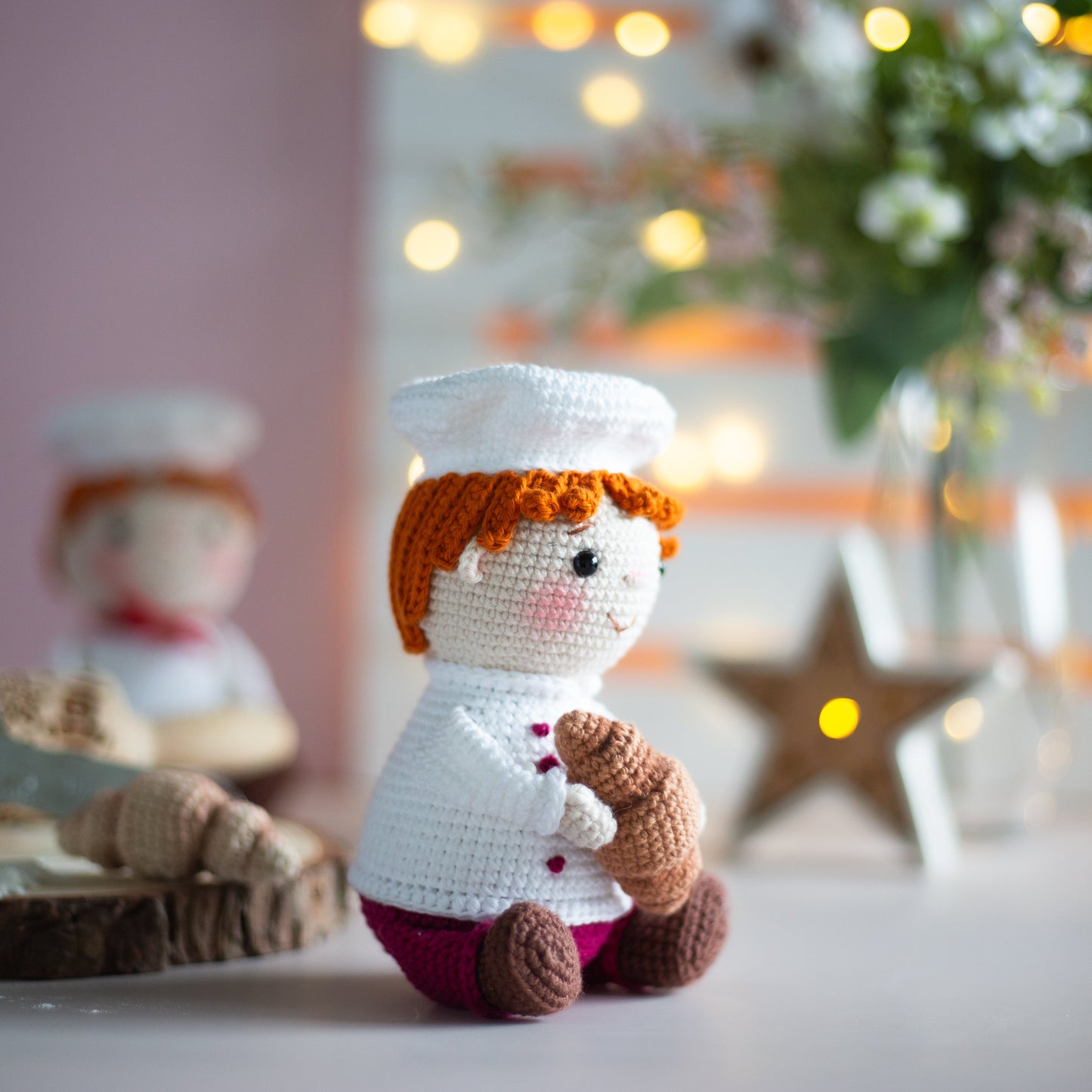 Amigurumi Baker with croissant and bread. Crochet pattern in PDF