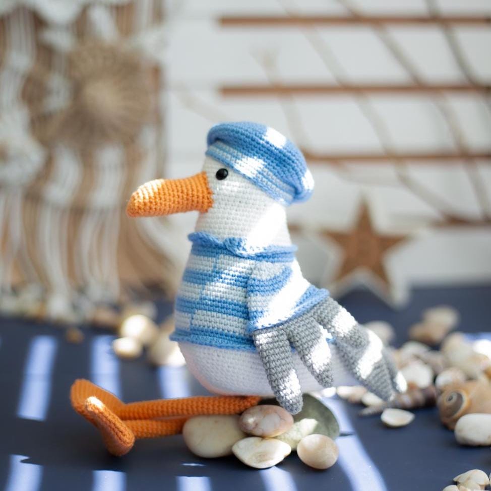 Amigurumi Crochet Seagull. Crochet Pattern in PDF