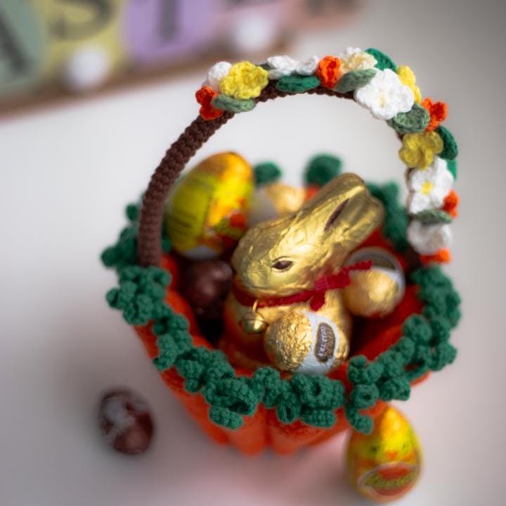 Amigurumi Crochet Easter Carrot Basket. Crochet Pattern in PDF