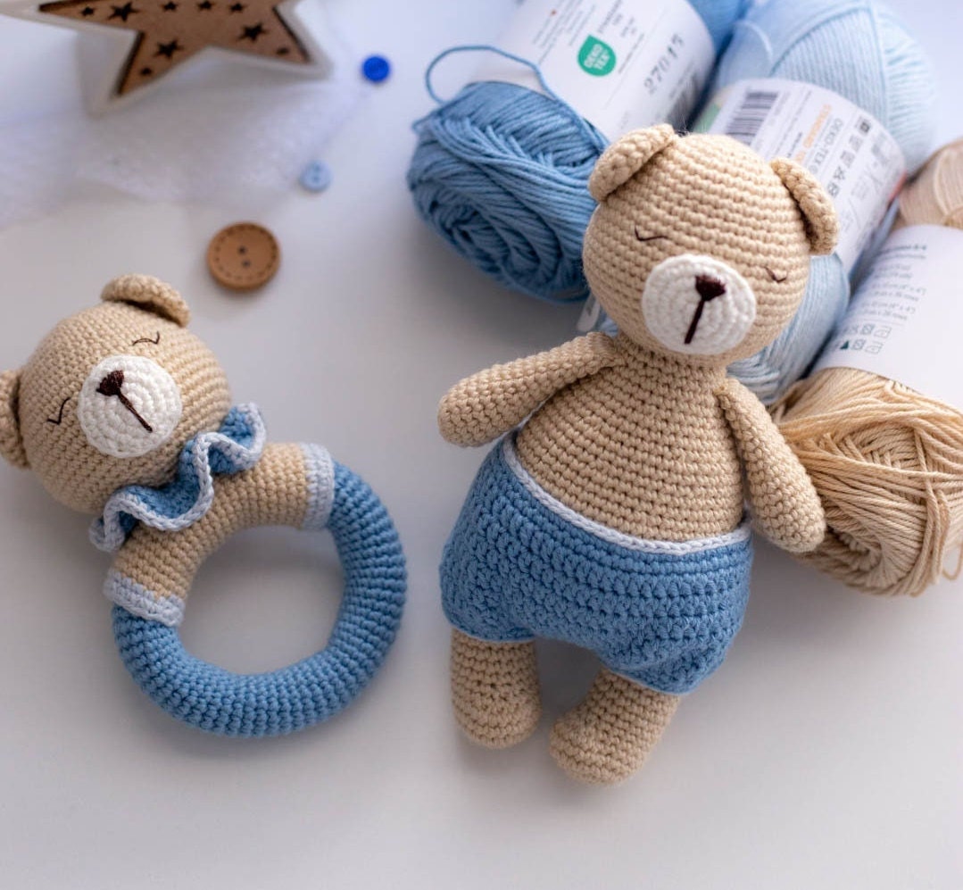 Amigurumi Crochet Bears - Crochet Toy and Rattle. Crochet pattern in PDF